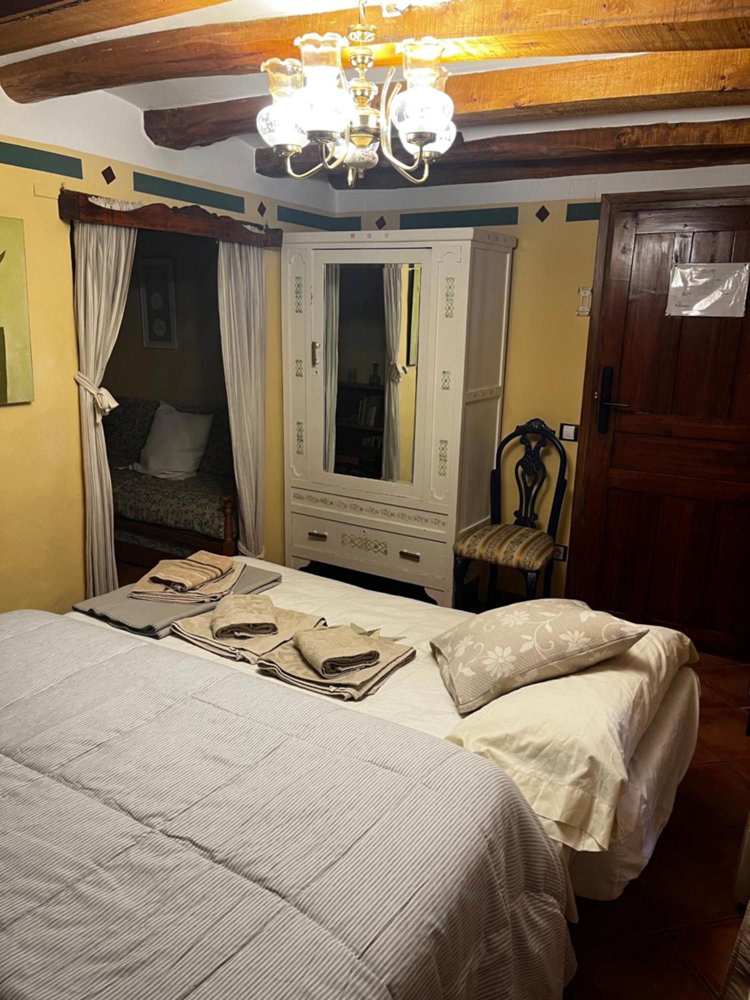 Hotel Casa De La Fuente Alcorisa Extérieur photo