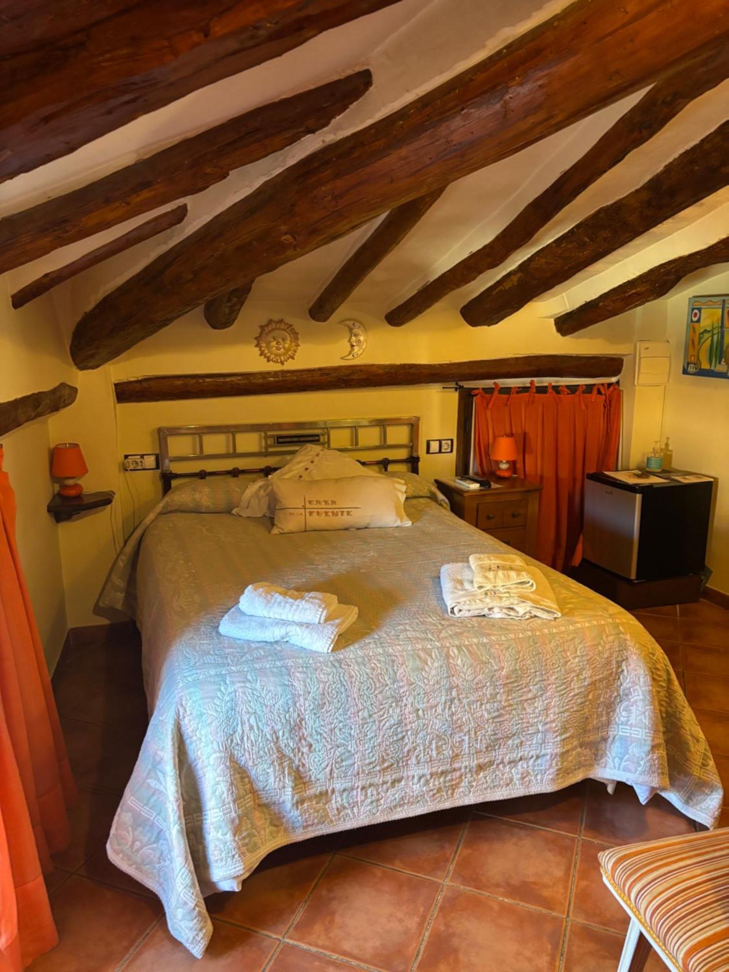 Hotel Casa De La Fuente Alcorisa Extérieur photo
