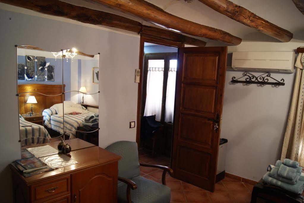 Hotel Casa De La Fuente Alcorisa Extérieur photo